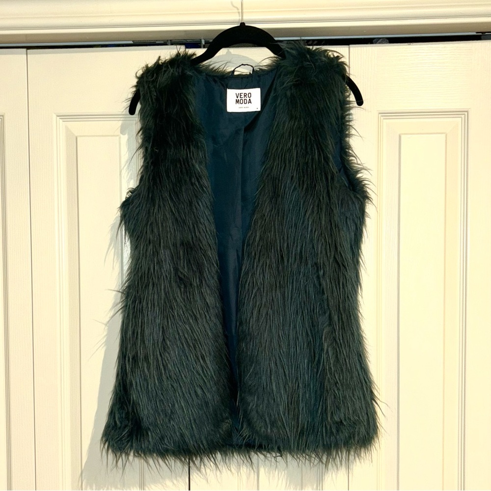 Vero Moda Faux Fur Vest